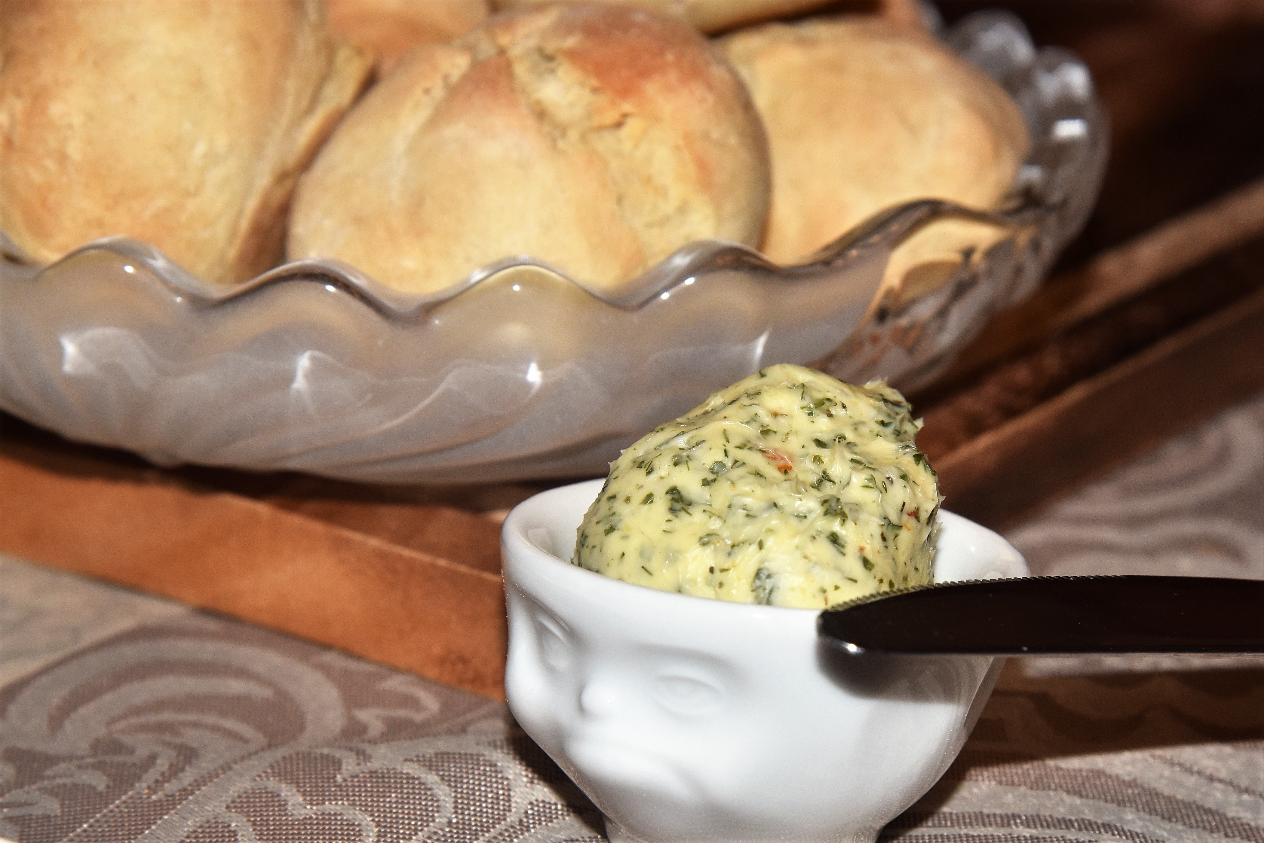 Kräuterbutter schnell und einfach selbst gemacht - Happi mit Silberschlappi
